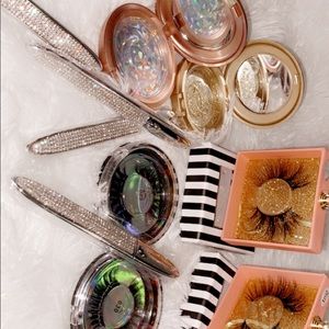 Silver Eyeliner & Lash Glue Pen